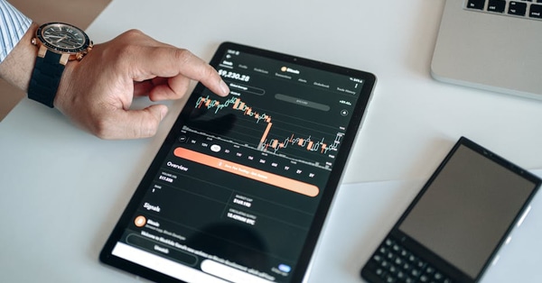 crafting online course tutorials blockchain infrastructure