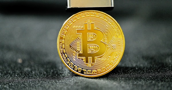 turning setbacks into success concept