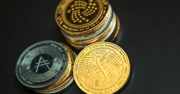 retail investors withdraw bitcoin technology