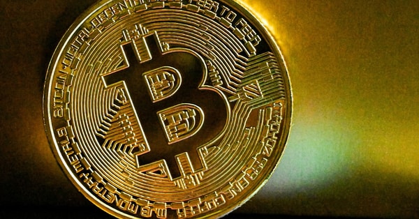 japans major banks launch investment strategy