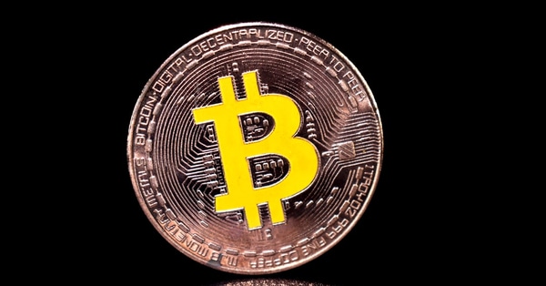 selective altcoin growth starknet concept